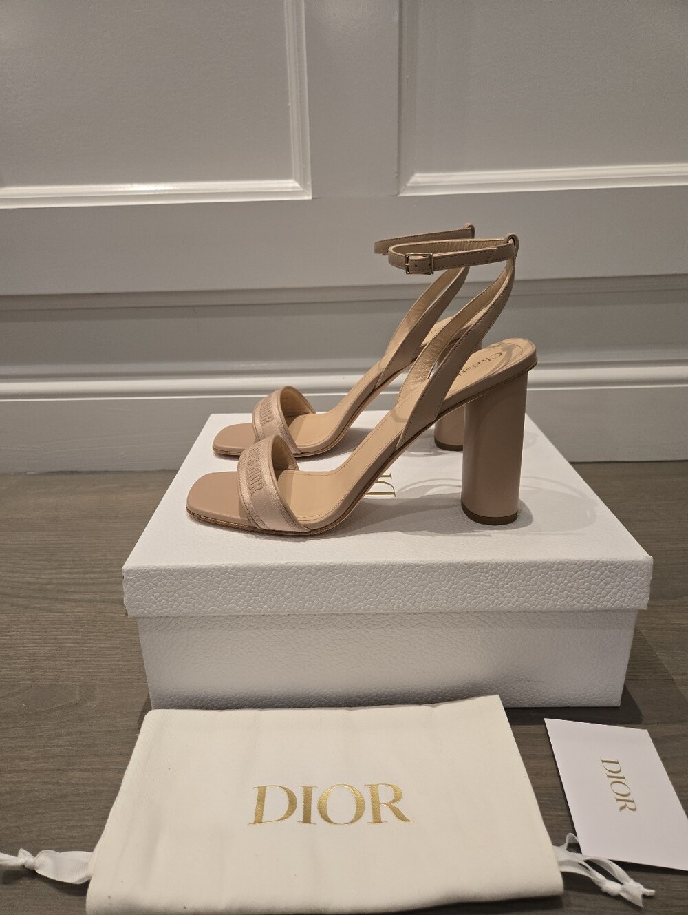 $1,295 Dior Dway Logo Satin Leather Heeled Sandals Beige EU 40 US 9.5-10 BNIB - Picture 5 of 10